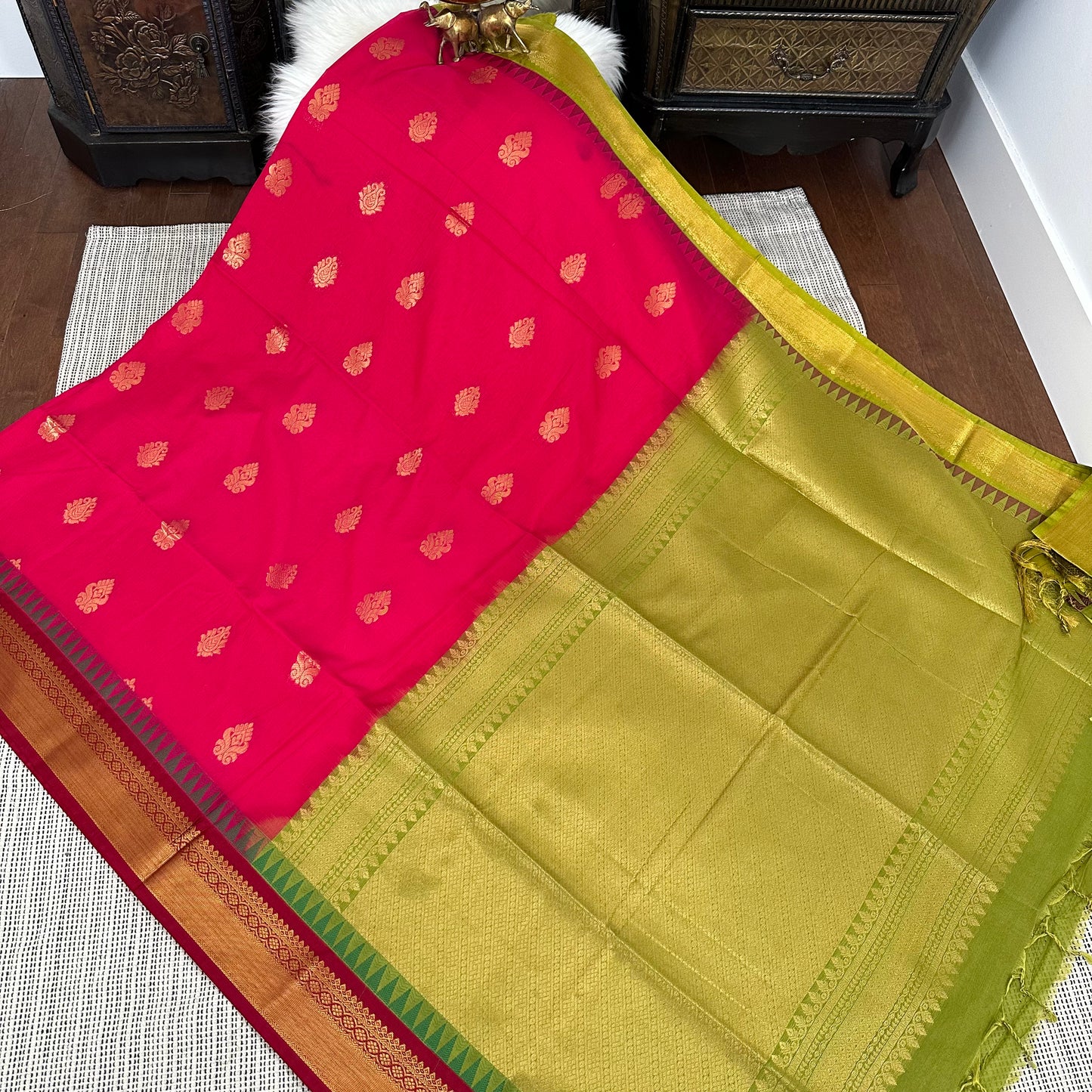 Rani Pink Gadwal Handloom Silk Cotton Sarees with Ganga Jamuna Borders | Sico Sarees | Wedding Saree | Gadwal Silk