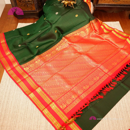 Pure Kanchipuram Bottle Green Handloom SILK MARK CERTIFIED Saree with Red borders