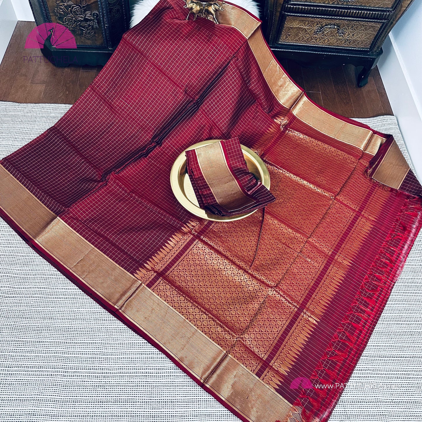 Maroon Kanchipuram Radhika Sarath Kumar Style Checked Handloom SILK MARK CERTIFIED Saree