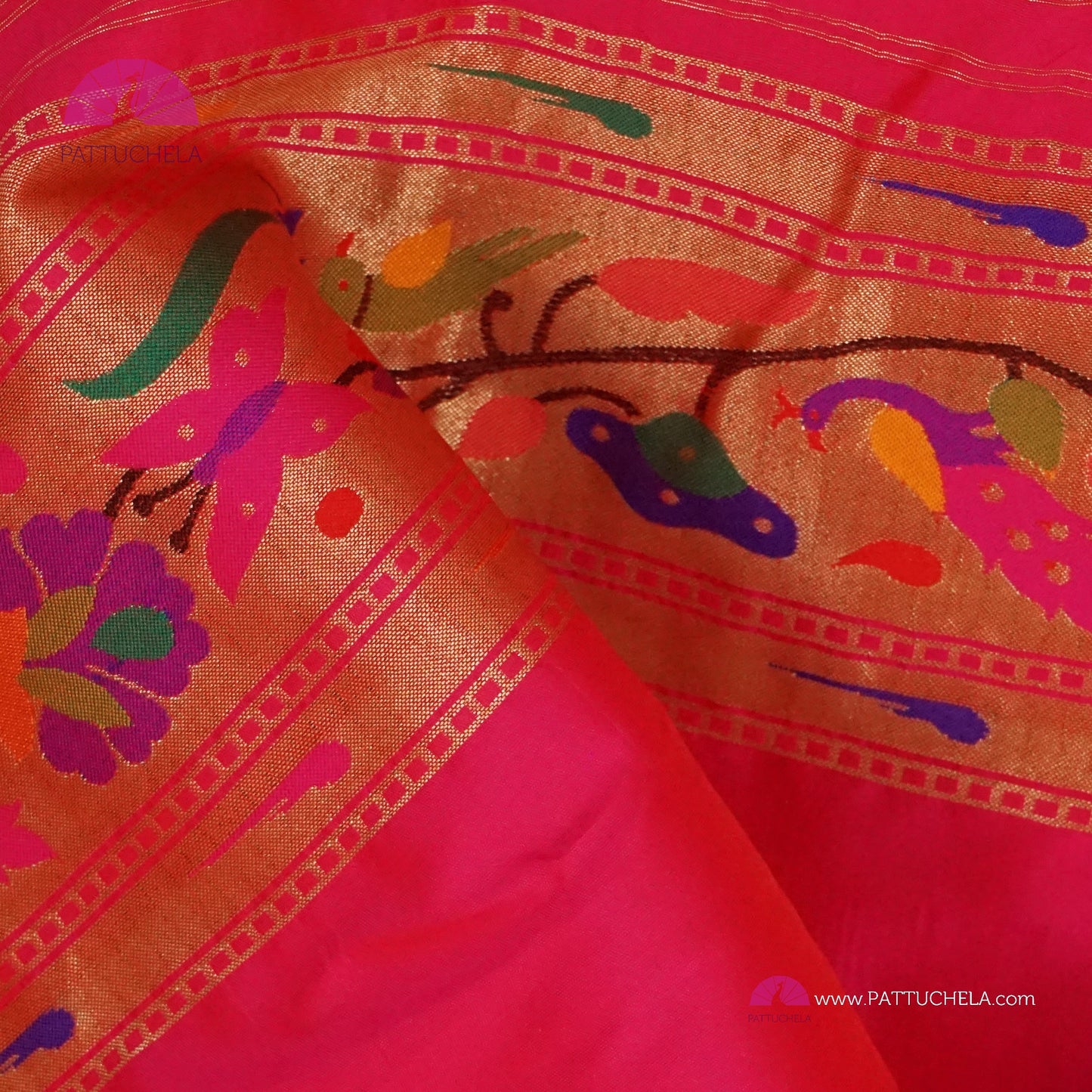 Cream Banarasi Georgette Silk Handwoven Saree with Pink Floral Paithani Borders