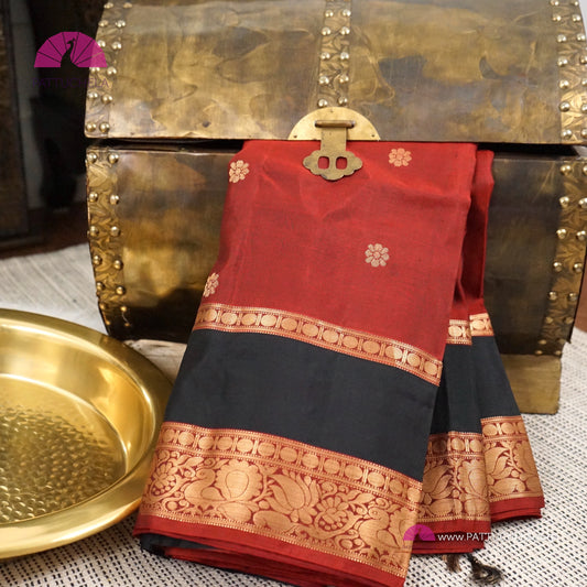 Maroon Red Pure Kanchipuram Silk Saree with beautiful Black Contrast Zari Bentex Border | Classic Kanchipuram Design | Wedding Saree | SILK MARK CERTIFIED | Kanjivaram Silks