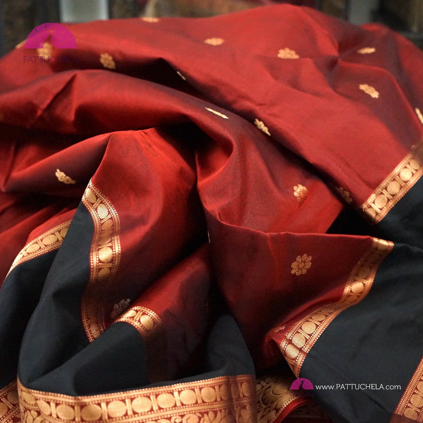 Maroon Red Pure Kanchipuram Silk Saree with beautiful Black Contrast Zari Bentex Border | Classic Kanchipuram Design | Wedding Saree | SILK MARK CERTIFIED | Kanjivaram Silks