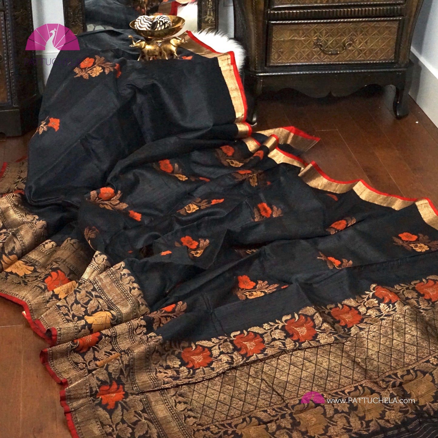 Black Banarasi handloom Tusser Silk Saree in Kadhua weaves
