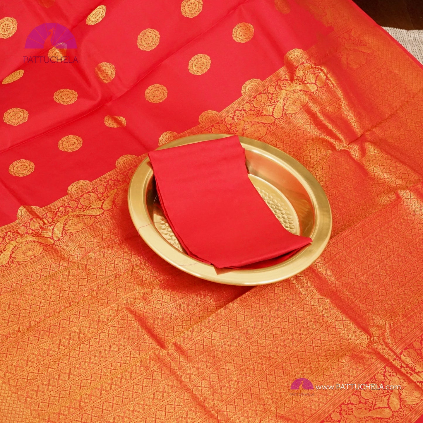 Crimson Red Pure Kanchipuram Handloom SILK MARK CERTIFIED Saree with Scalloped zari Borders