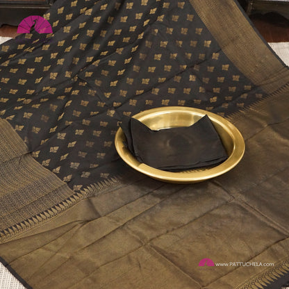 Pure Kanchipuram Handloom SILK MARK CERTIFIED Saree in Black and Antique Gold