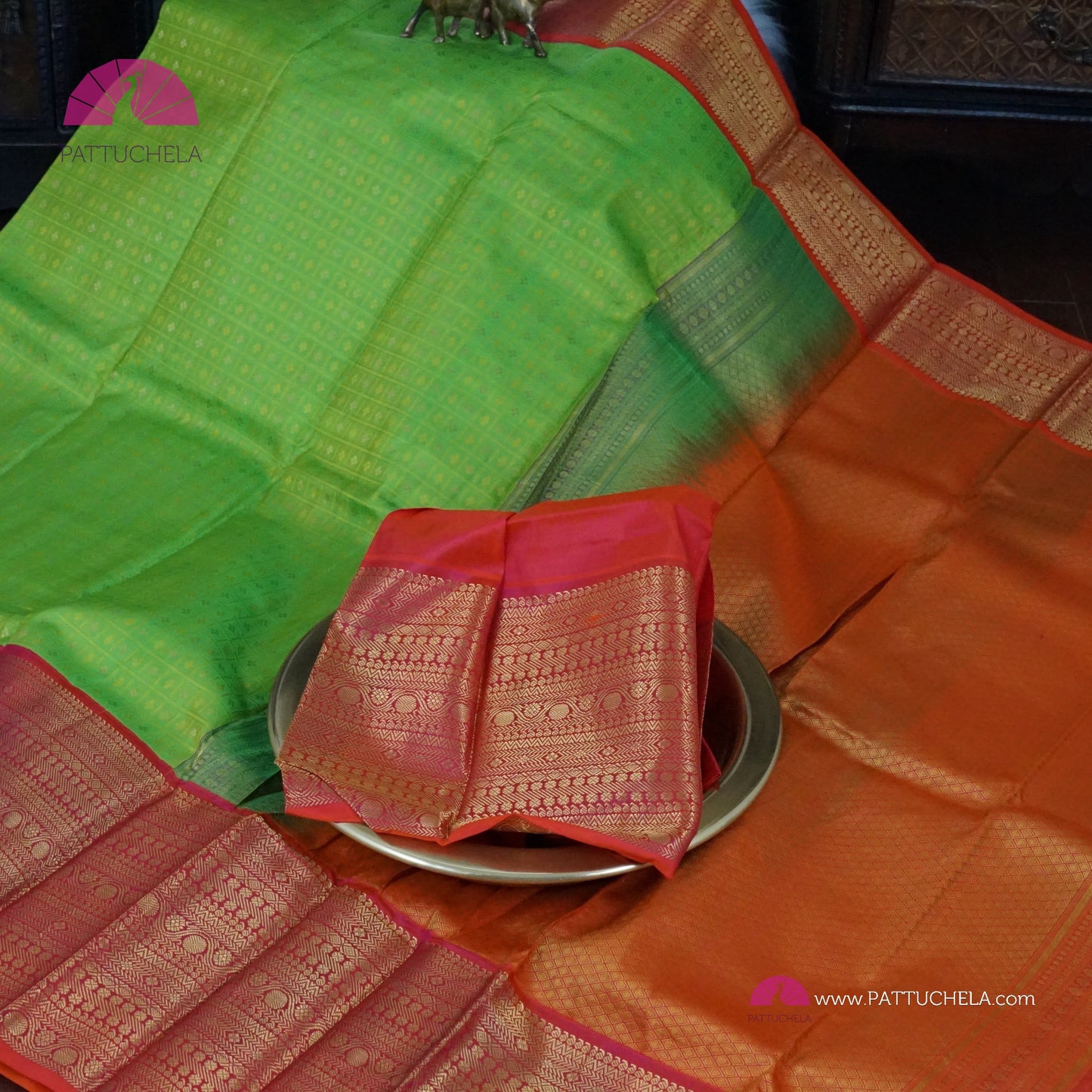 Parrot Green Kanchipuram Checks Silk Saree with Broad Reddish Pink Zari Weaved Border | Wedding Saree | Silk mark Certified | | Kanchivaram Silks