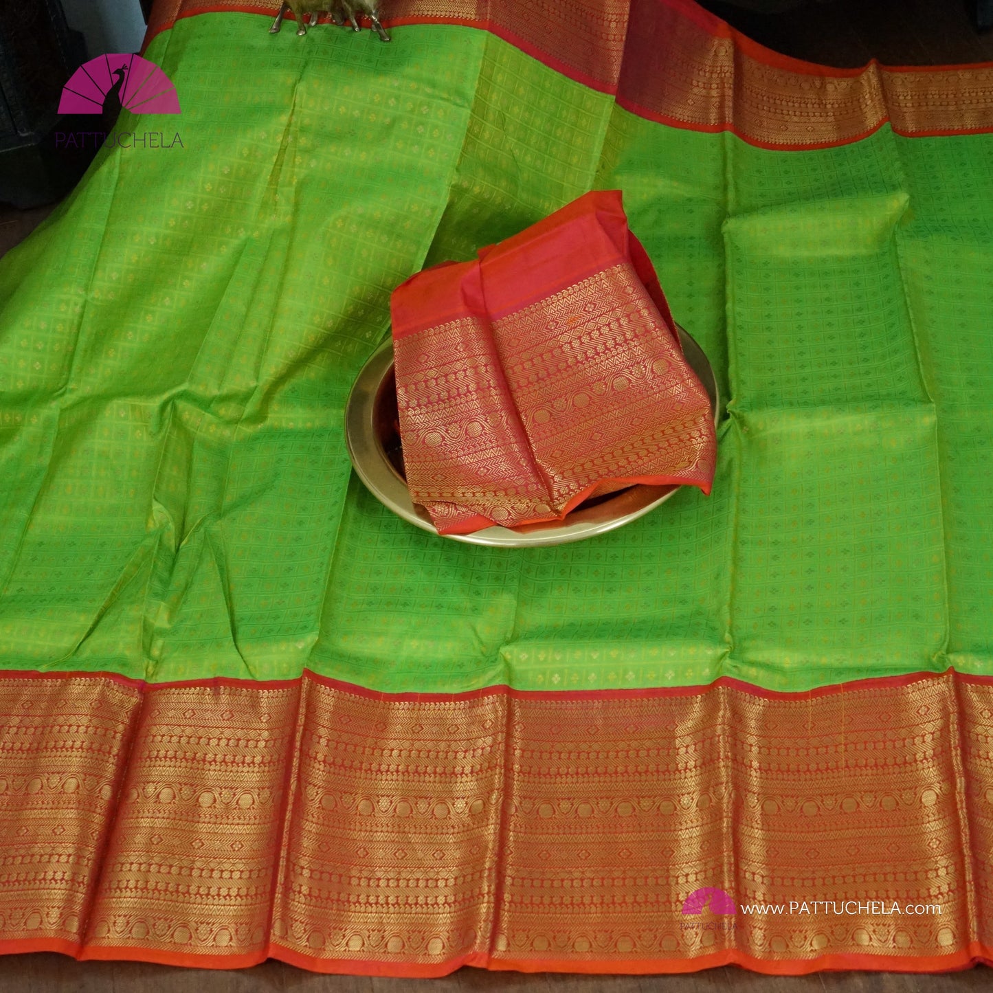 Parrot Green Kanchipuram Checks Silk Saree with Broad Reddish Pink Zari Weaved Border | Wedding Saree | Silk mark Certified | | Kanchivaram Silks