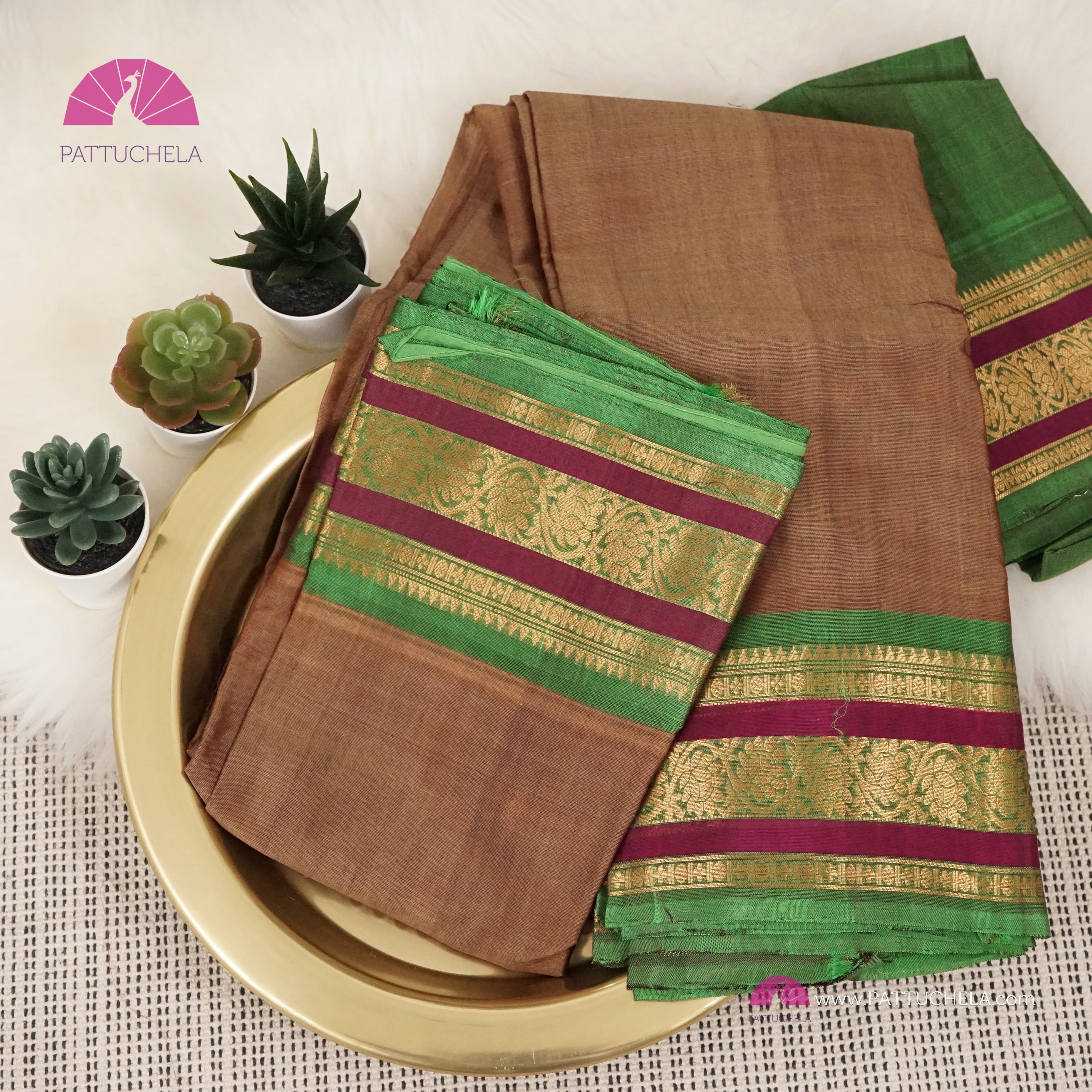 Plain Gadwal sico cotton sarees at Rs 7500 in Uravakonda | ID: 2852868843948