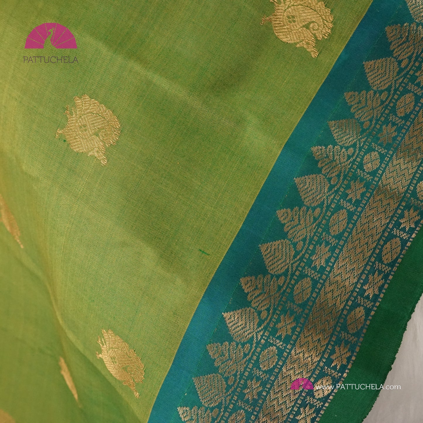 Pear Green Pure Gadwal Silk Saree with Zari woven Blue Border and Pallu | Wedding Saree | Silk mark Certified | Gadwal Silk