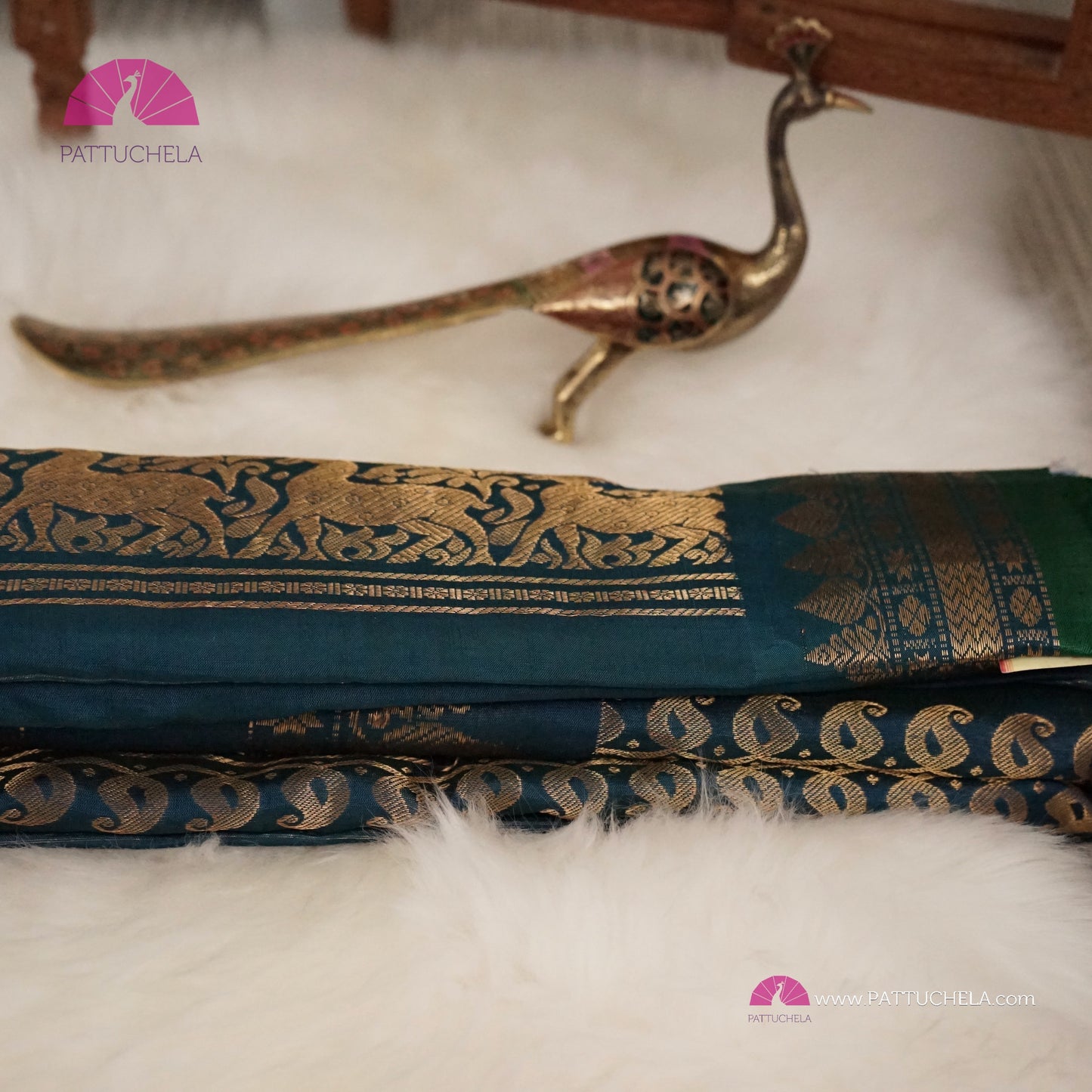 Pear Green Pure Gadwal Silk Saree with Zari woven Blue Border and Pallu | Wedding Saree | Silk mark Certified | Gadwal Silk