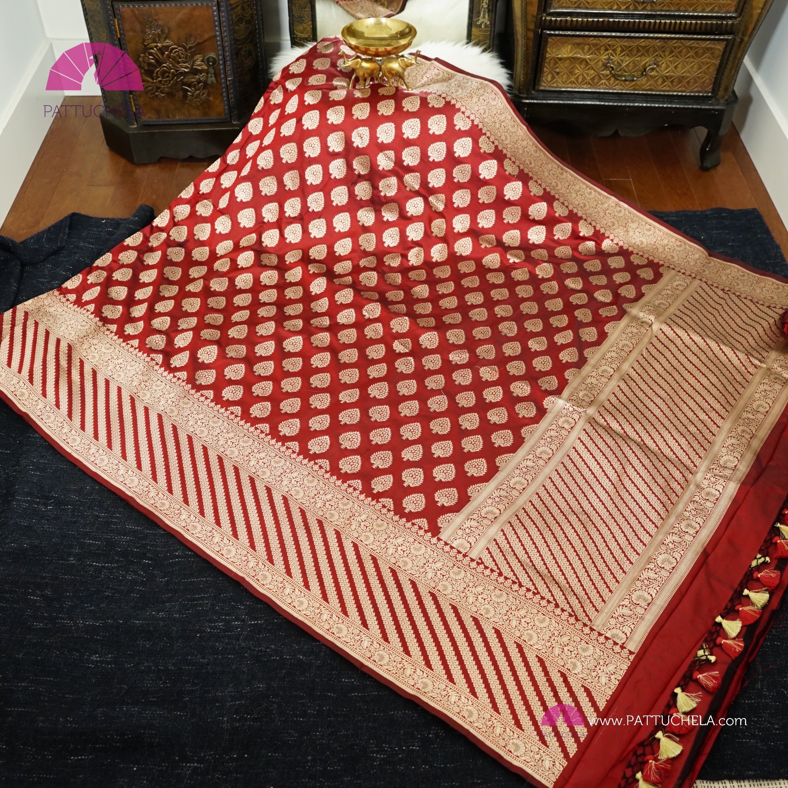 Buy Maroon Red Printed Banarasi Saree online-Karagiri