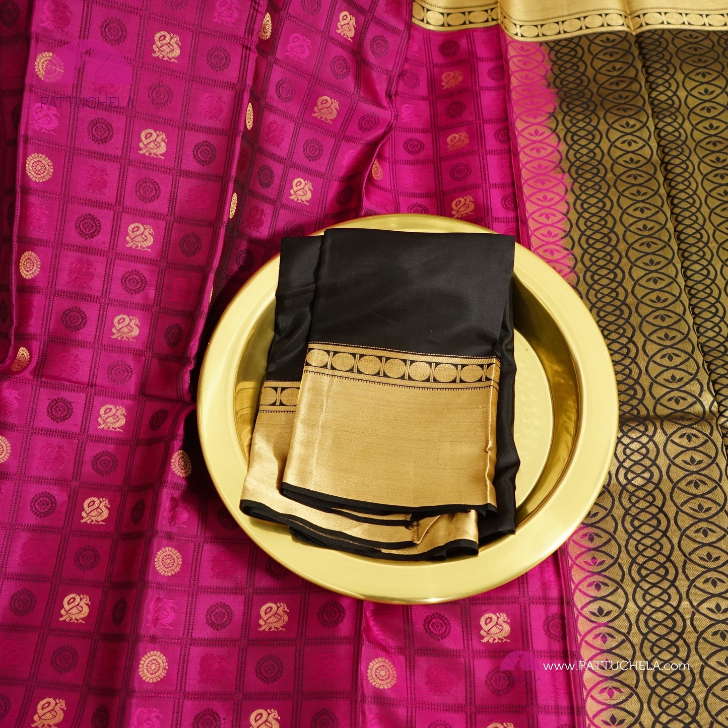 Majenta Kanchipuram Handloom SILK MARK CERTIFIED Saree with Gold Bavanchi Borders