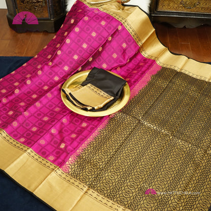 Majenta Kanchipuram Handloom SILK MARK CERTIFIED Saree with Gold Bavanchi Borders