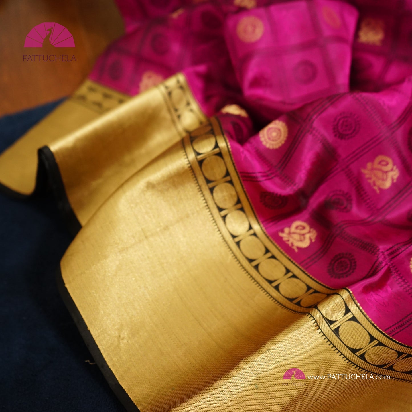 Majenta Kanchipuram Handloom SILK MARK CERTIFIED Saree with Gold Bavanchi Borders